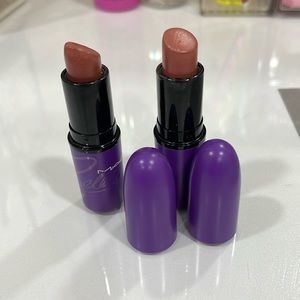 TWO MAC Selena amor prohibido lipsticks